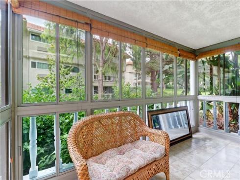2399  Via Mariposa W Unit 1-f  , Laguna Woods, CA