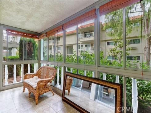2399  Via Mariposa W Unit 1-f  , Laguna Woods, CA
