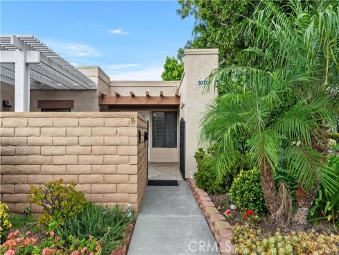 3071  Via Serena  D , Laguna Woods, CA