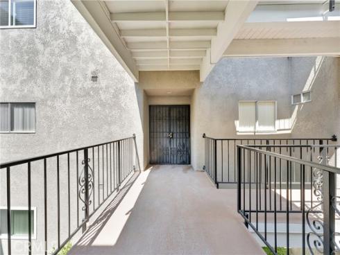 2405  Via Mariposa W Unit# 2c  , Laguna Woods, CA