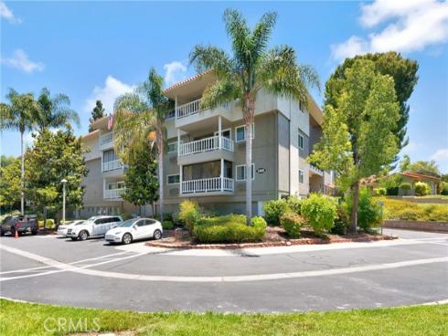 2405  Via Mariposa W Unit# 2c  , Laguna Woods, CA