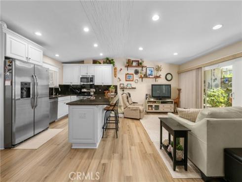 613  Avenida Sevilla  B , Laguna Woods, CA