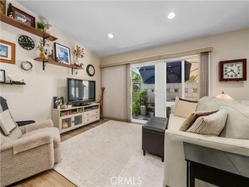 613  Avenida Sevilla  B , Laguna Woods, CA