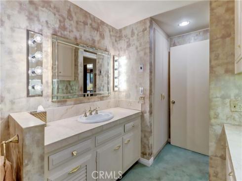 2359 Via Mariposa C , Laguna Woods, CA