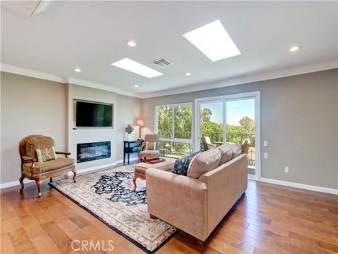5350  Algarrobo  N , Laguna Woods, CA