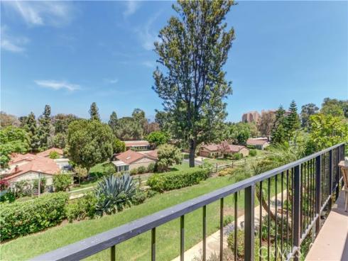 5350  Algarrobo  N , Laguna Woods, CA