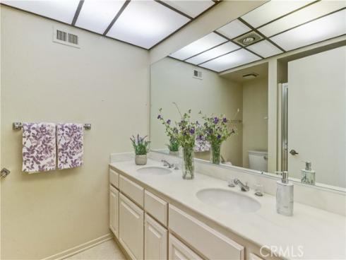 5528  Via La Mesa  A , Laguna Woods, CA