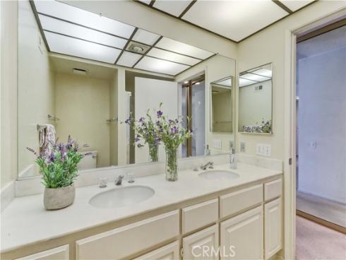 5528  Via La Mesa  A , Laguna Woods, CA