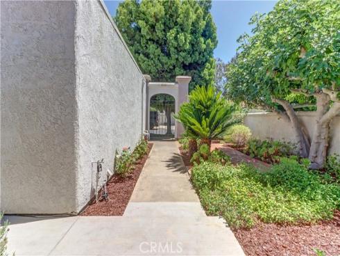 5528  Via La Mesa  A , Laguna Woods, CA