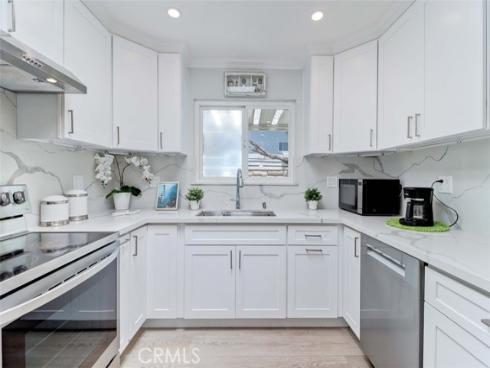 2305  Via Puerta  , Laguna Woods, CA