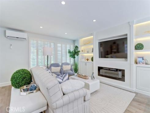 2305  Via Puerta  , Laguna Woods, CA
