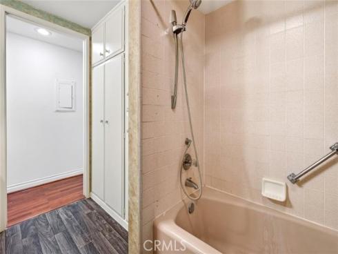 835 Ronda Sevilla A , Laguna Woods, CA