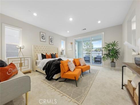 200 Sierra Madre , Lake Forest, CA
