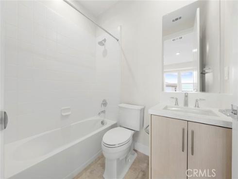 200 Sierra Madre , Lake Forest, CA