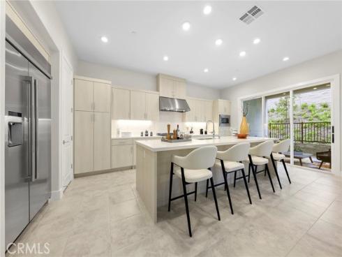 200 Sierra Madre , Lake Forest, CA
