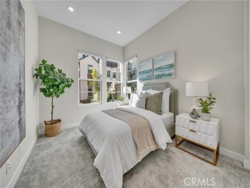 120 Parkland Alley , Lake Forest, CA