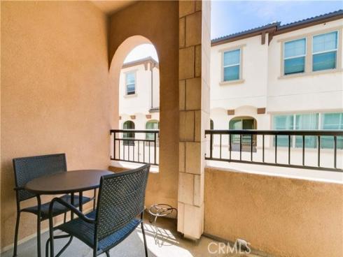 606 White Oaks , Lake Forest, CA