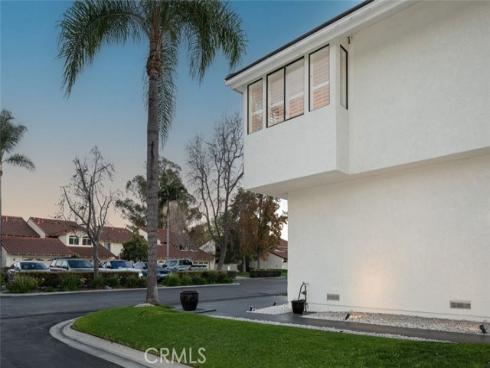 21961  Cayuga Lane  , Lake Forest, CA