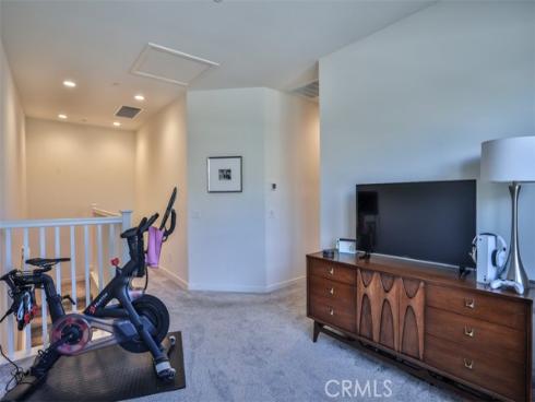 608 White Oaks , Lake Forest, CA
