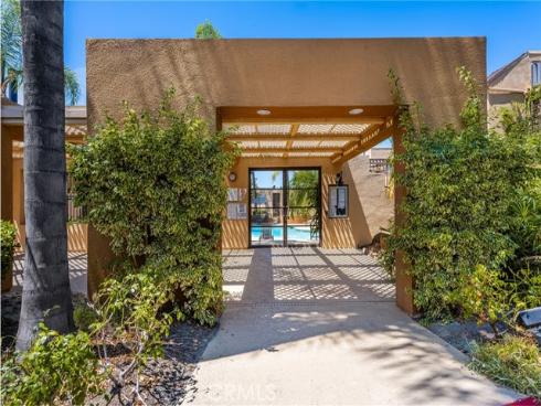 25712 Le Parc 56 , Lake Forest, CA