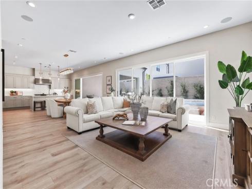 261 Huckleberry , Lake Forest, CA