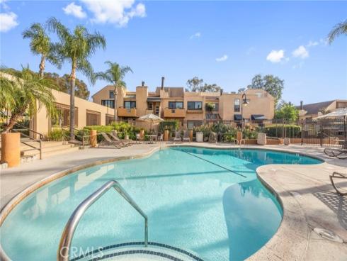 25712 Le Parc 20 , Lake Forest, CA