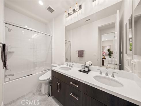 2592 Highland Oak Court, Lake Forest, CA