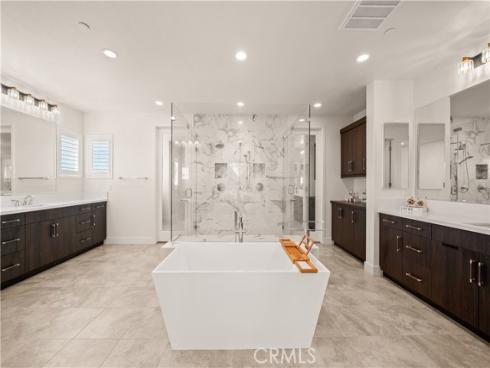 2592 Highland Oak Court, Lake Forest, CA