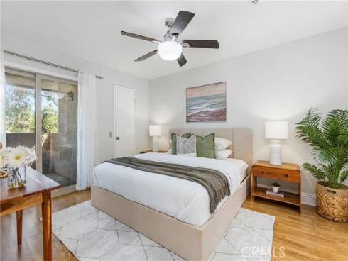 25183 Oak Canyon , Lake Forest, CA