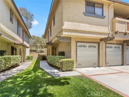 25183 Oak Canyon , Lake Forest, CA
