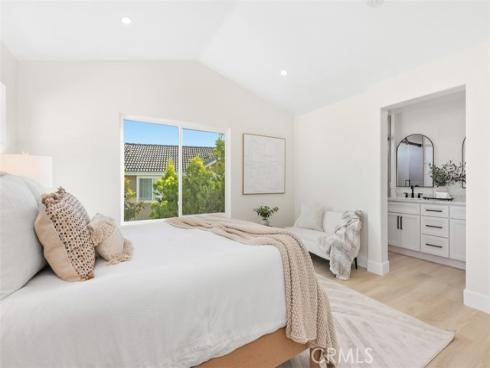 5 Chatri Circle, Lake Forest, CA