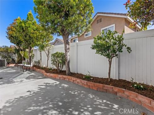 5 Chatri Circle, Lake Forest, CA