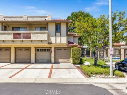 25231  Tanoak  , Lake Forest, CA