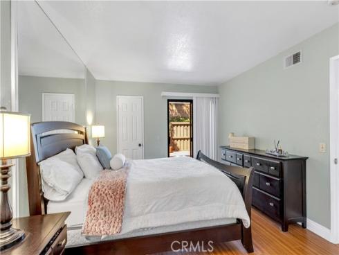25231  Tanoak  , Lake Forest, CA