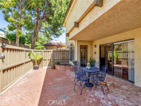 25231  Tanoak  , Lake Forest, CA