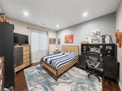 1132 Summit Oak , Lake Forest, CA