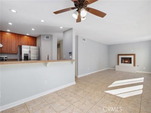25701 View Pointe 8C , Lake Forest, CA