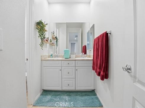 11 Silver Spruce Court, Lake Forest, CA