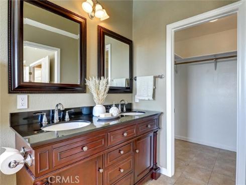 21095 Skylark Drive, Lake Forest, CA