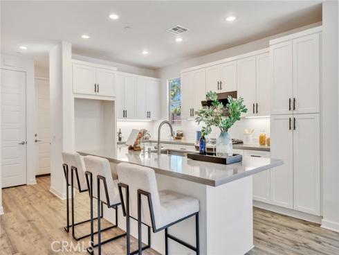 182 Finch , Lake Forest, CA