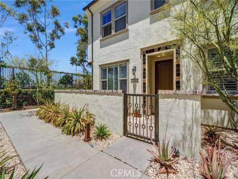 1009  El Paseo  , Lake Forest, CA