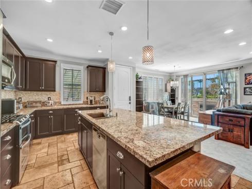 1009  El Paseo  , Lake Forest, CA