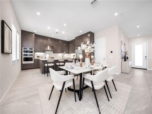 130  Holliston  , Lake Forest, CA