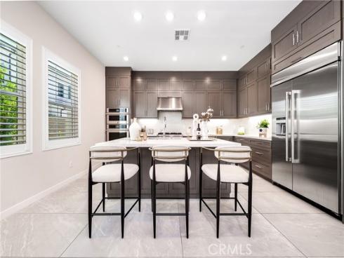 130  Holliston  , Lake Forest, CA