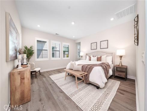 130  Holliston  , Lake Forest, CA