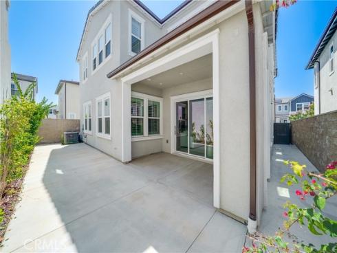 130  Holliston  , Lake Forest, CA