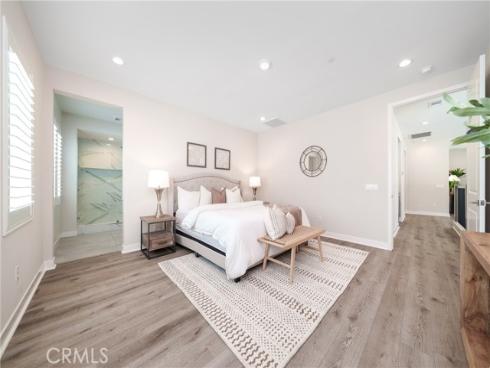 130  Holliston  , Lake Forest, CA