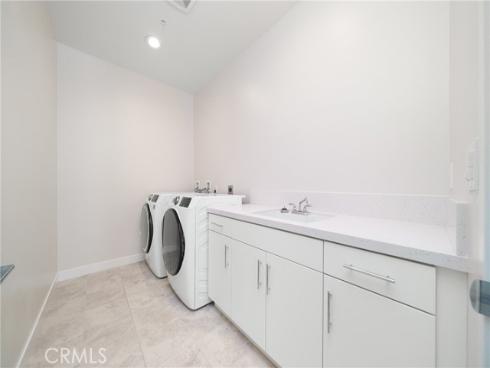 130  Holliston  , Lake Forest, CA