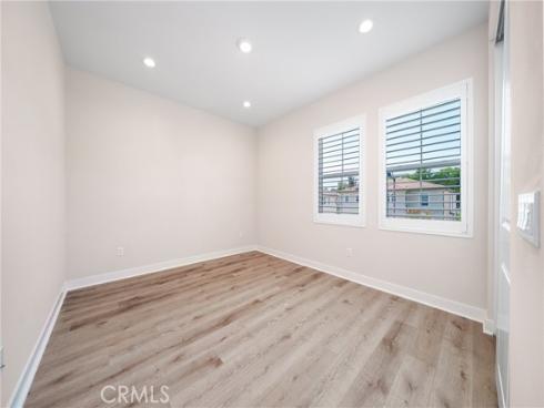 130  Holliston  , Lake Forest, CA