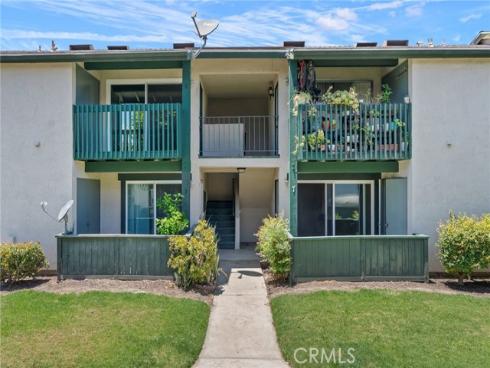23280  Orange  6 , Lake Forest, CA